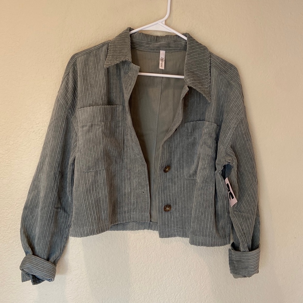 Cropped corduroy top